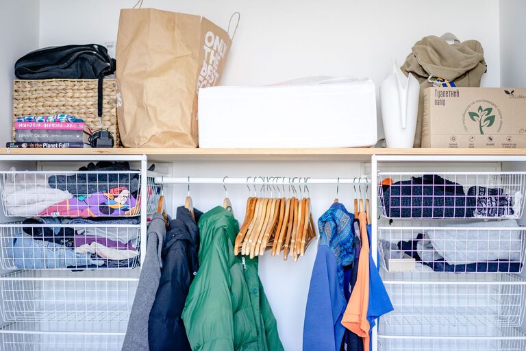 How to Store Seasonal Clothes Efficiently and Save Space